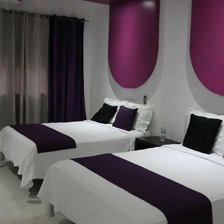 Hotel Dluxe San Juan de los Lagos Buitenkant foto