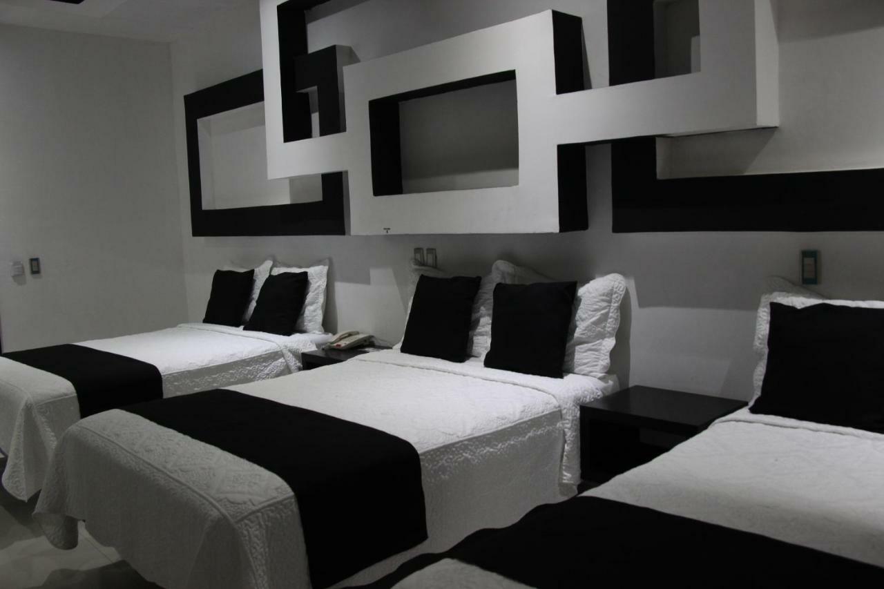 Hotel Dluxe San Juan de los Lagos Buitenkant foto