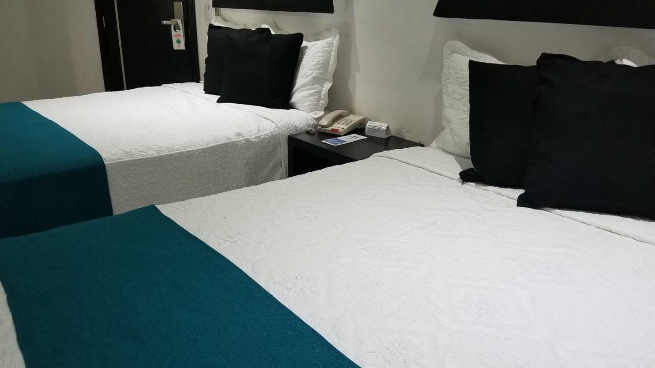 Hotel Dluxe San Juan de los Lagos Buitenkant foto