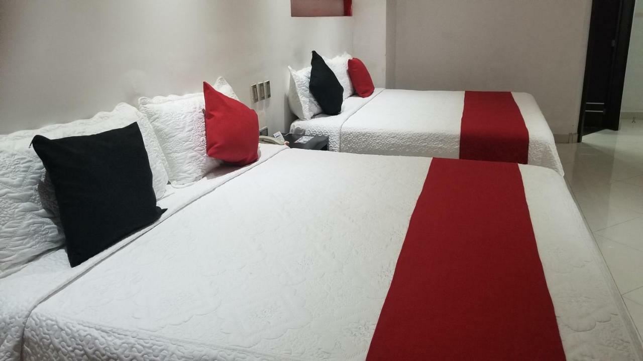 Hotel Dluxe San Juan de los Lagos Buitenkant foto