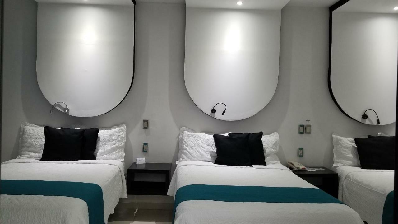 Hotel Dluxe San Juan de los Lagos Buitenkant foto